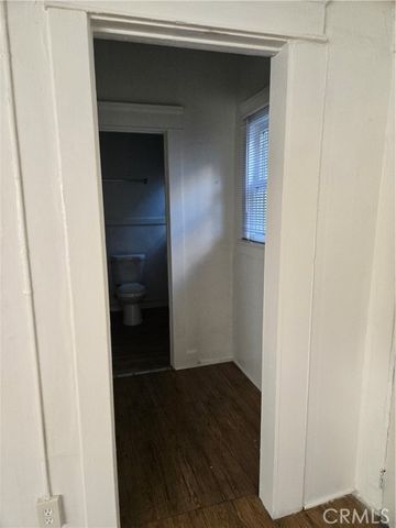 551 W 10th 9, Long Beach, CA 90813