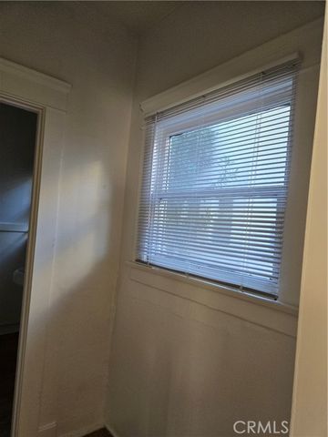 551 W 10th 9, Long Beach, CA 90813