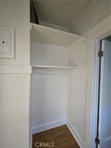 551 W 10th 9, Long Beach, CA 90813