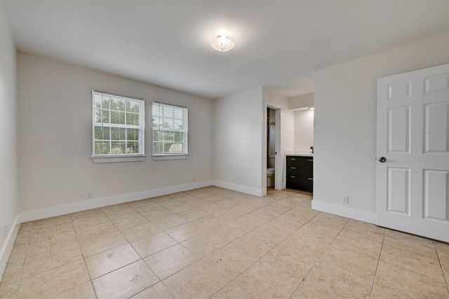 509 Greenway DR, Pflugerville, TX 78660