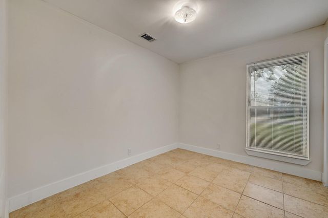 509 Greenway DR, Pflugerville, TX 78660