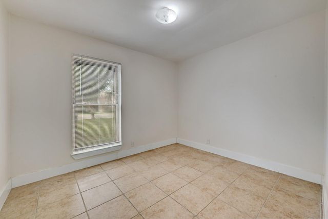 509 Greenway DR, Pflugerville, TX 78660