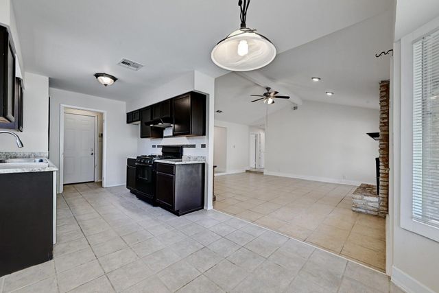 509 Greenway DR, Pflugerville, TX 78660