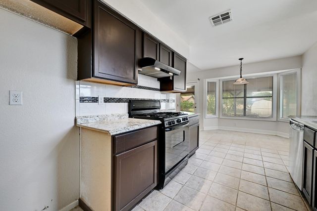 509 Greenway DR, Pflugerville, TX 78660
