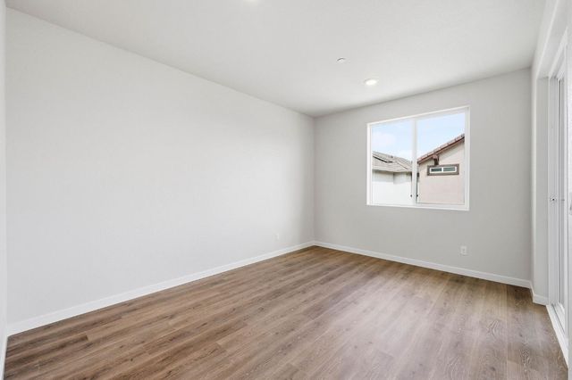 3818 E Commerce Way, Sacramento, CA 95834