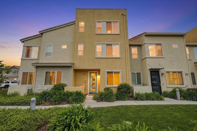 3818 E Commerce Way, Sacramento, CA 95834