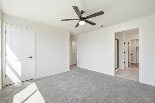 3818 E Commerce Way, Sacramento, CA 95834