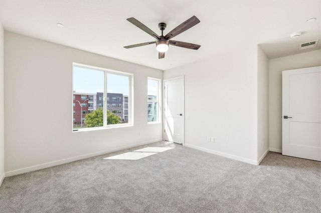 3818 E Commerce Way, Sacramento, CA 95834