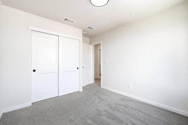 3818 E Commerce Way, Sacramento, CA 95834