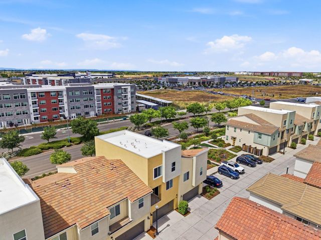 3818 E Commerce Way, Sacramento, CA 95834