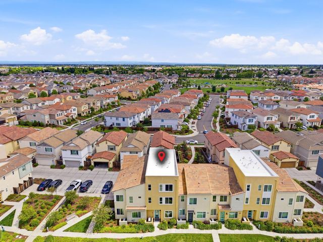 3818 E Commerce Way, Sacramento, CA 95834