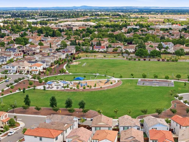 3818 E Commerce Way, Sacramento, CA 95834