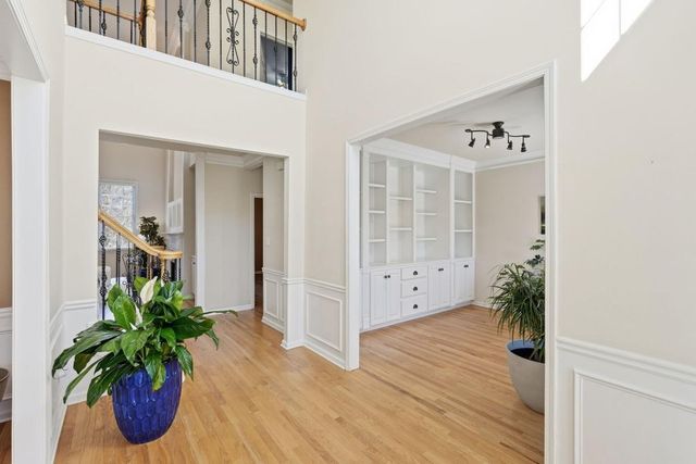 6390 Whitestone Place, Johns Creek, GA 30097