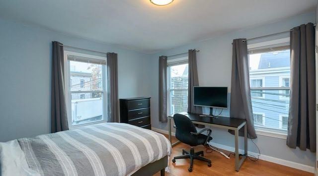 4 Olive Square 4, Somerville, MA 02143