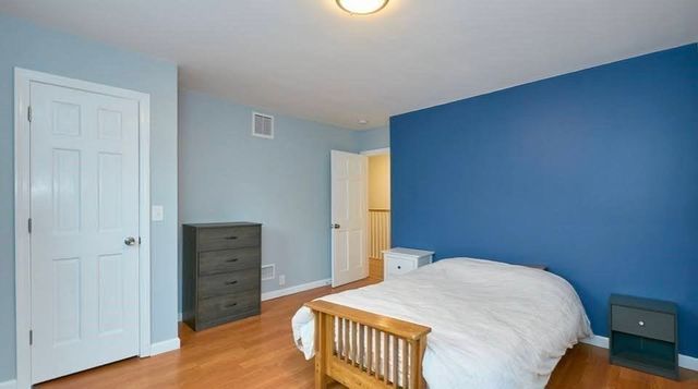 4 Olive Square 4, Somerville, MA 02143