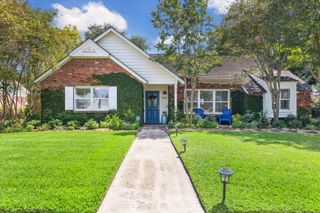 7915 Meadowvale Drive, Houston, TX 77063