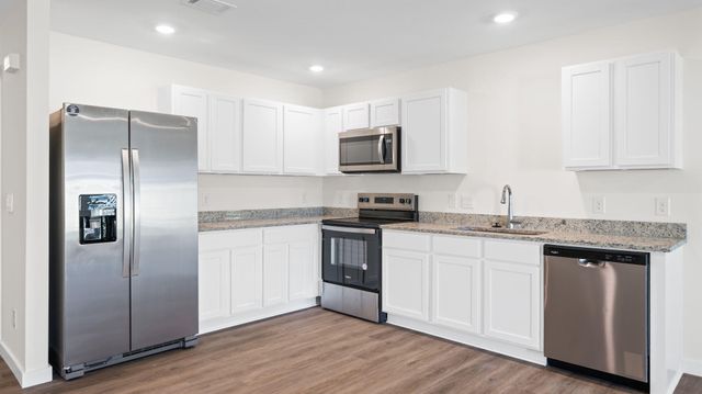 106 Evergreen Circle, Rossville, GA 30741