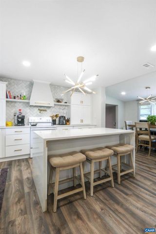 3331 S CONSTITUTION RTE, Dillwyn, VA 23936