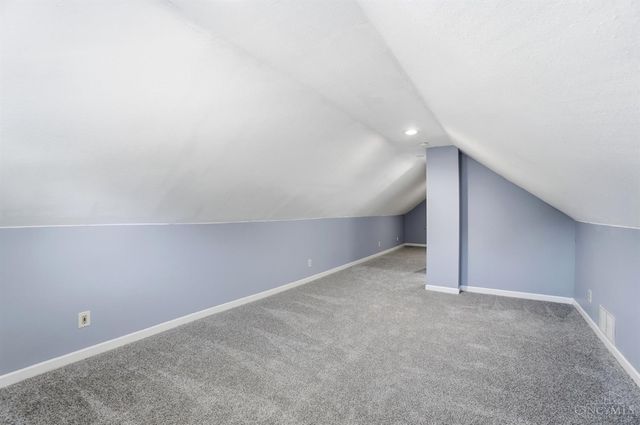 1015 Woodbriar Lane, Cincinnati, OH 45238