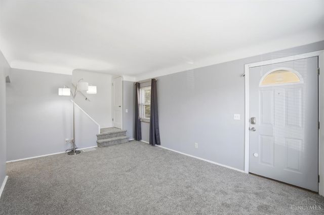 1015 Woodbriar Lane, Cincinnati, OH 45238