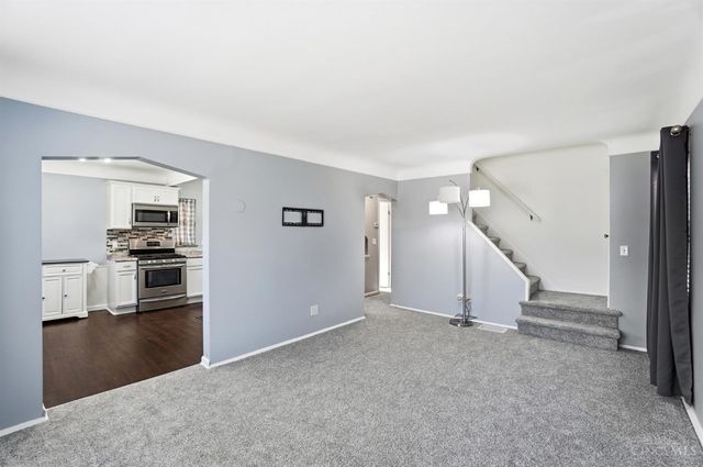 1015 Woodbriar Lane, Cincinnati, OH 45238