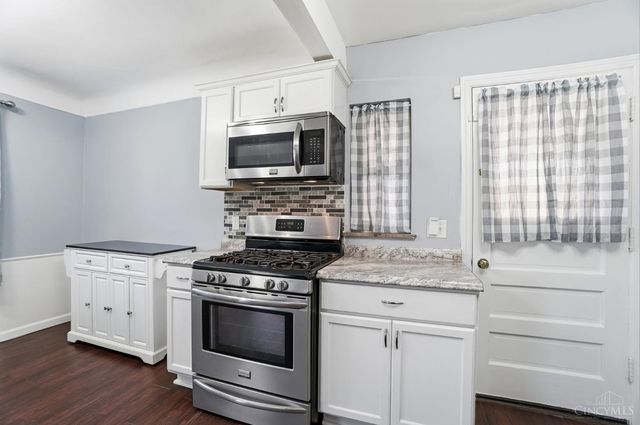 1015 Woodbriar Lane, Cincinnati, OH 45238