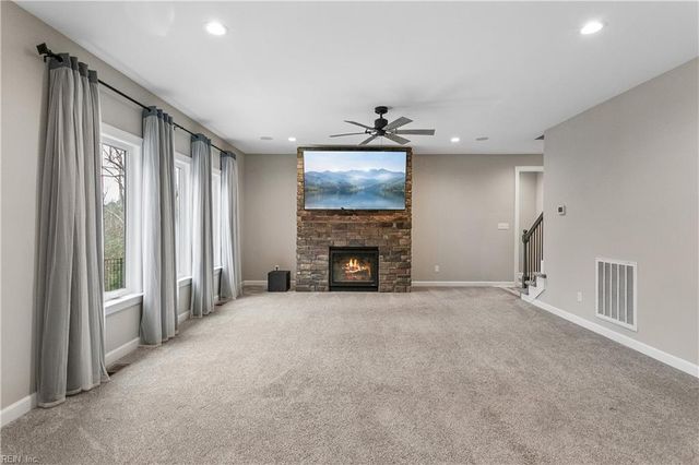 109 N Cove RD, Williamsburg, VA 23188