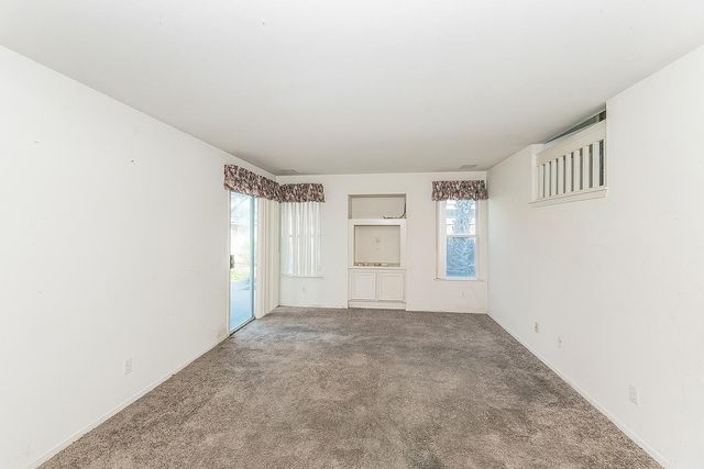 1322 Carson Avenue, Clovis, CA 93611