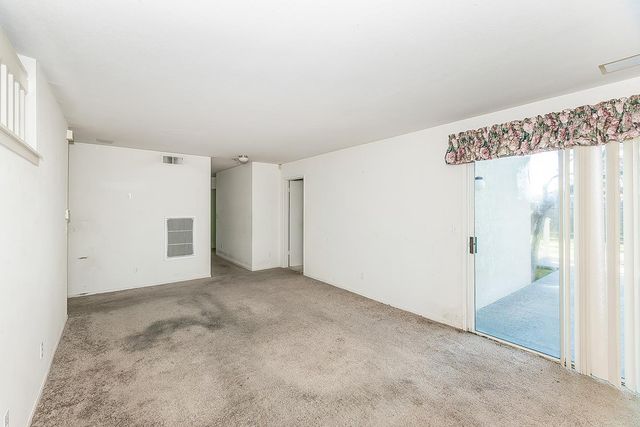 1322 Carson Avenue, Clovis, CA 93611