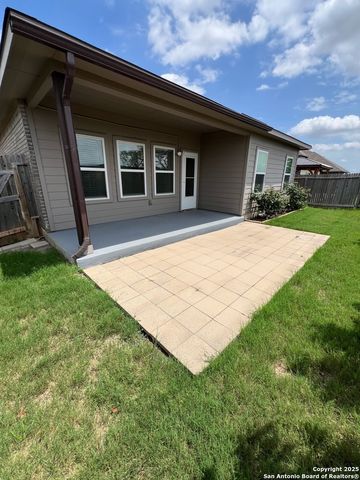 4823 Cambridge Park, Converse, TX 78109