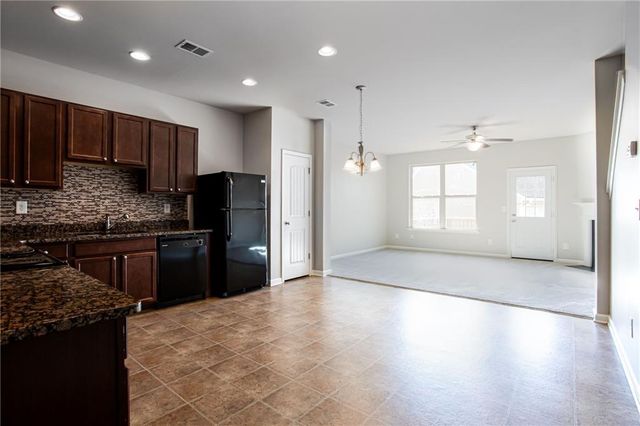 6880 Zaniah SW Road, Atlanta, GA 30331