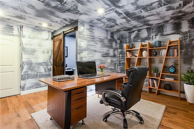 6880 Zaniah SW Road, Atlanta, GA 30331