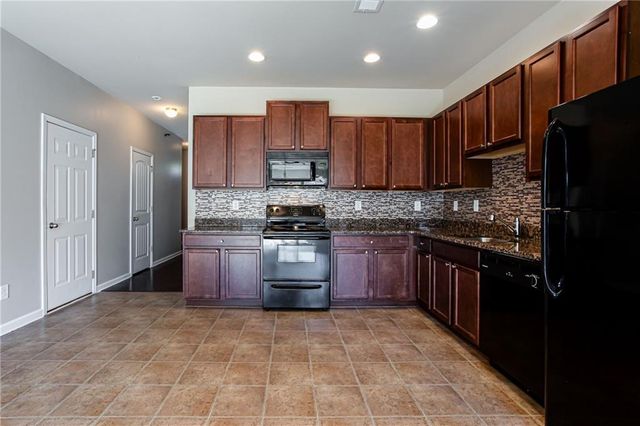 6880 Zaniah SW Road, Atlanta, GA 30331