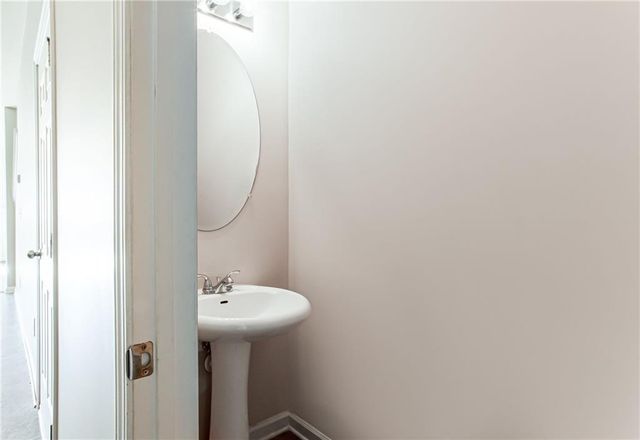 6880 Zaniah SW Road, Atlanta, GA 30331