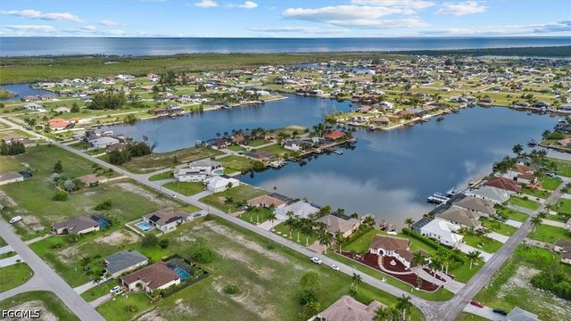 4227 NW 28th ST, Cape Coral, FL 33993