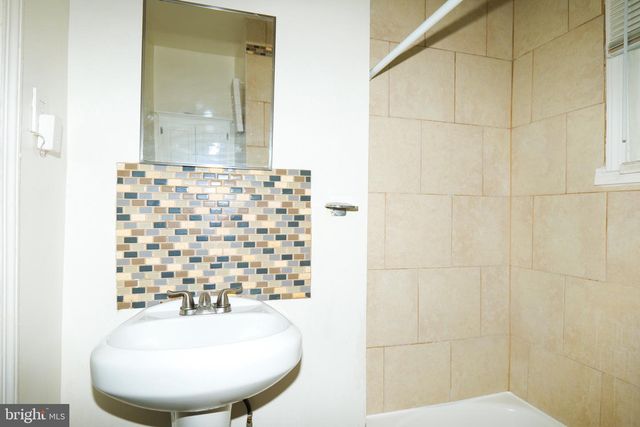 608 59TH AVE, Capitol Heights, MD 20743