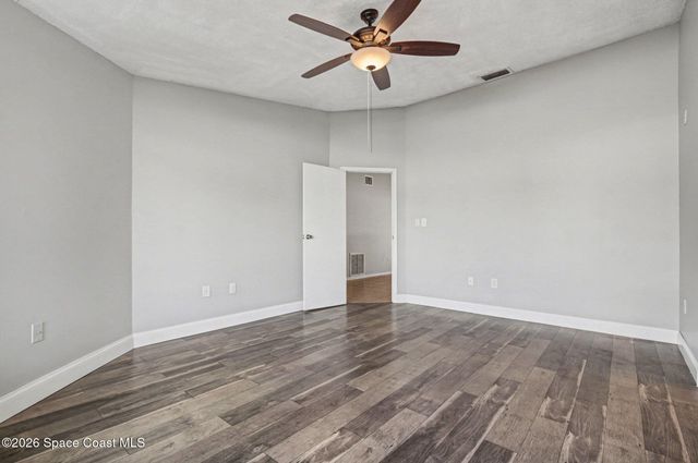 648 Munich Street NW, Palm Bay, FL 32907
