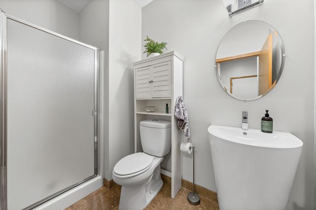 472 Hickory Lane N, Oakdale, MN 55128