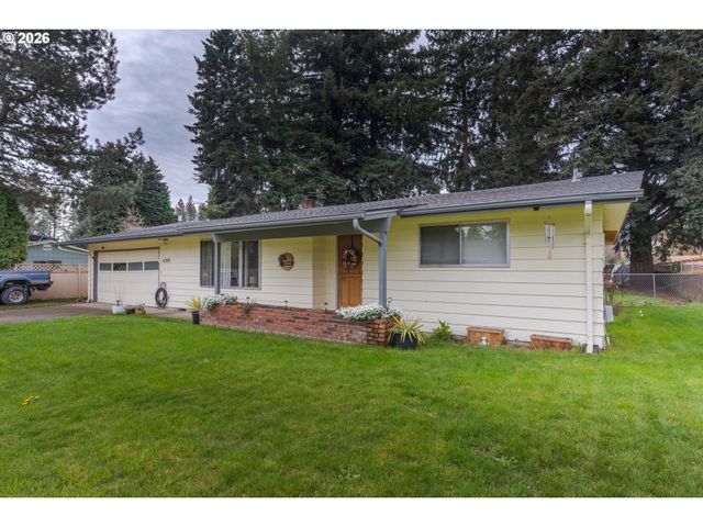 1095 N MANZANITA St, Canby, OR 97013