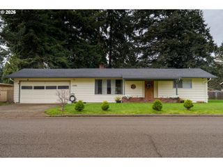 1095 N MANZANITA St, Canby, OR 97013
