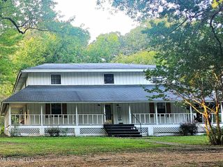 429 Quail Ridge Rd, Senatobia, MS 38668