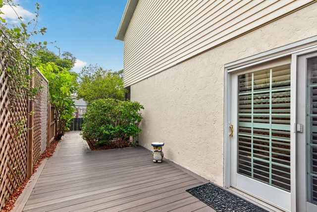 15808 ASHBURY PLACE, Tampa, FL 33624