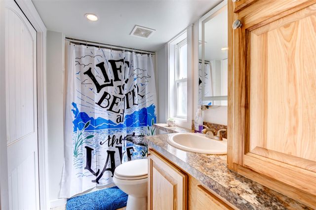 664 Jensen Drive, Cleveland, TX 77327