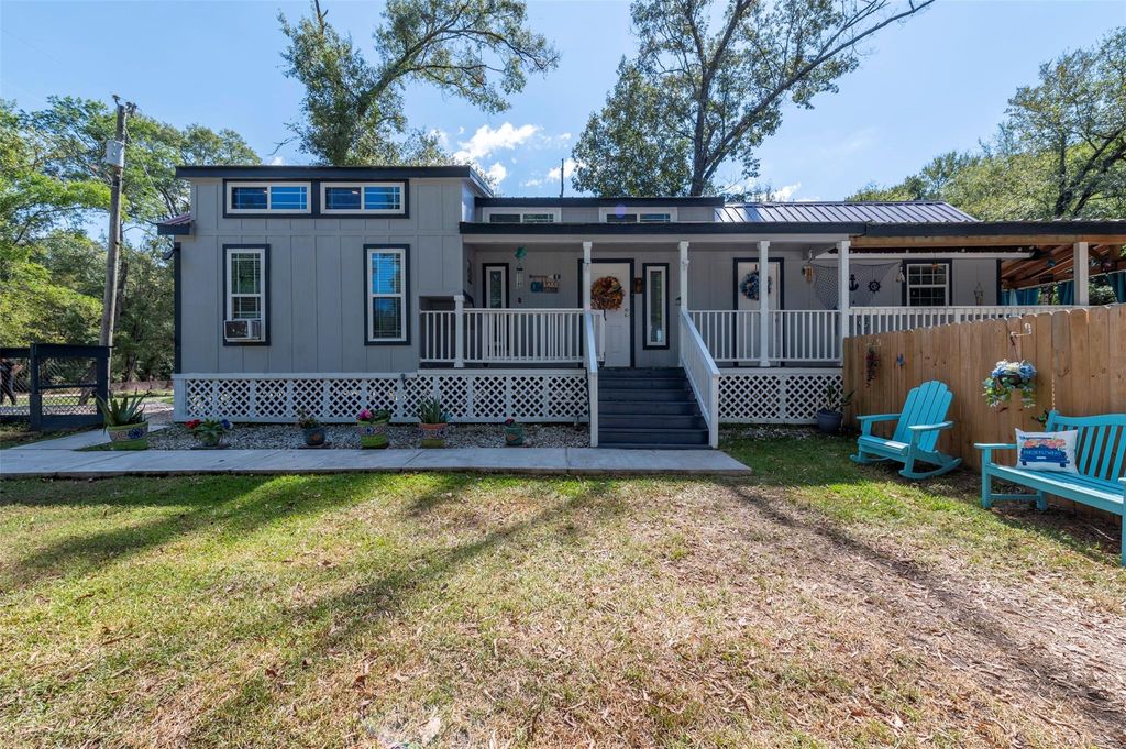 664 Jensen Drive, Cleveland, TX 77327