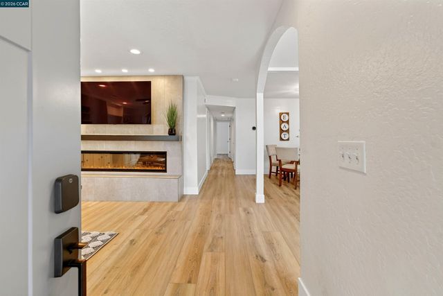 667 Apache Ct., San Jose, CA 95123