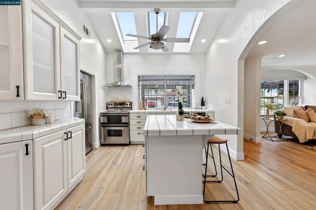 667 Apache Ct., San Jose, CA 95123