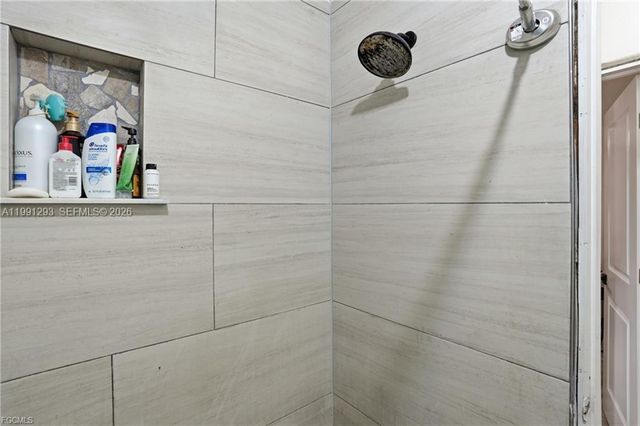 829 N bridge st, La Belle, FL 33935