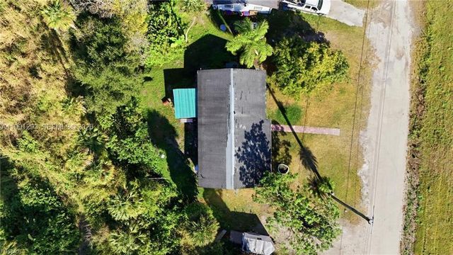 829 N bridge st, La Belle, FL 33935