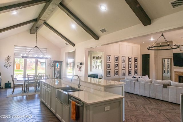 11707 Uxbridge Avenue, Lubbock, TX 79424