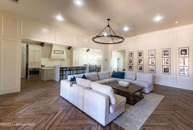 11707 Uxbridge Avenue, Lubbock, TX 79424